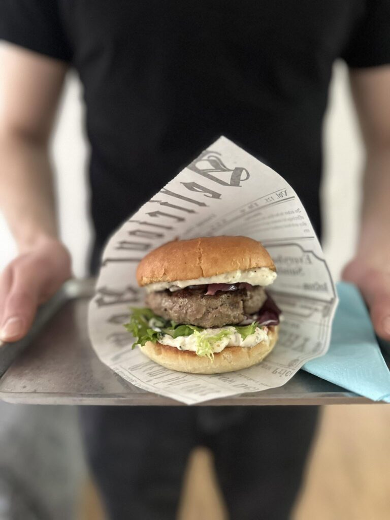 tomin burger
